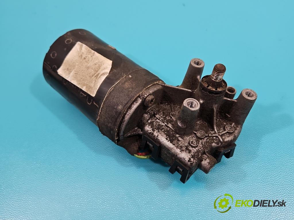 Audi A4 B5 1994-2001 1.8 T 150 hp manual 110 kW 1781 cm3 4- motor stěračů přední 8D1955113B