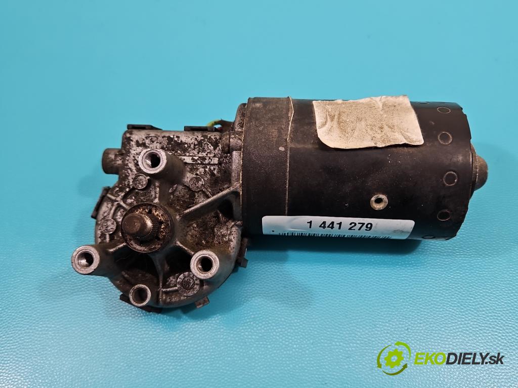 Audi A4 B5 1994-2001 1.8 T 150 hp manual 110 kW 1781 cm3 4- motor stěračů přední 8D1955113B