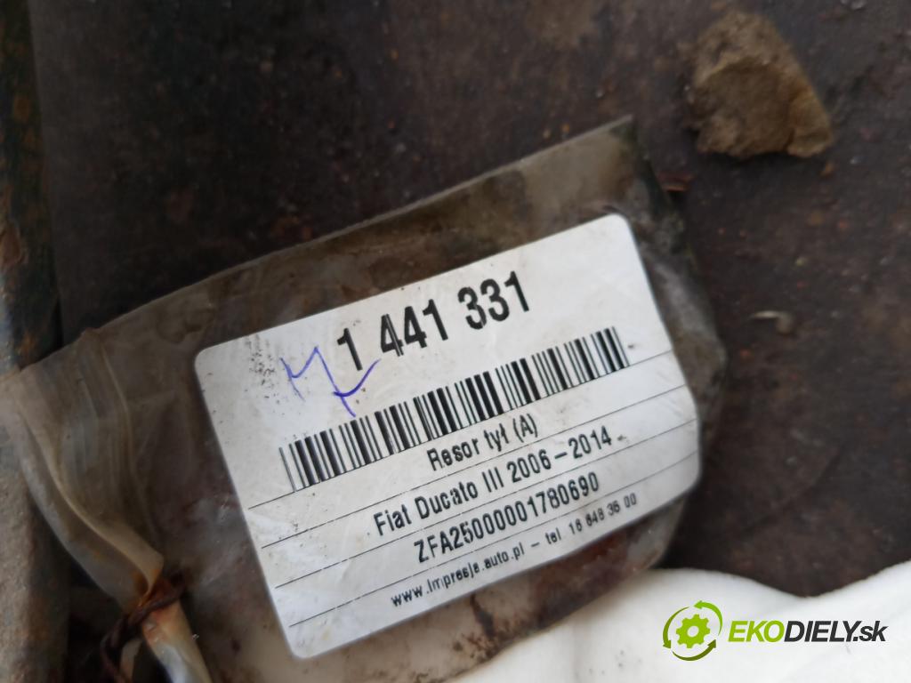 Fiat Ducato III 2006-2014 2.3 jtd 120 HP manual 88 kW 2287 cm3 5- listové pero zadné