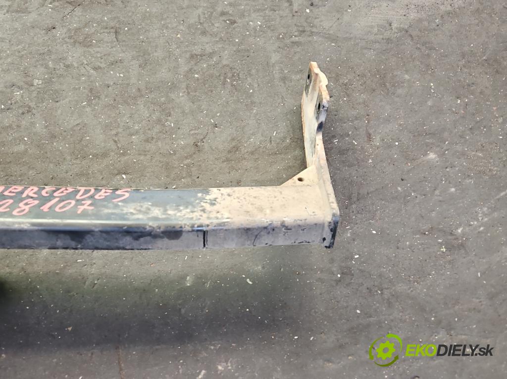 Mercedes A W168 1997-2004 1.6 102 hp manual 75 kW 1598 cm3 5- oko tažné A1683100037 (Tažná zařízení)