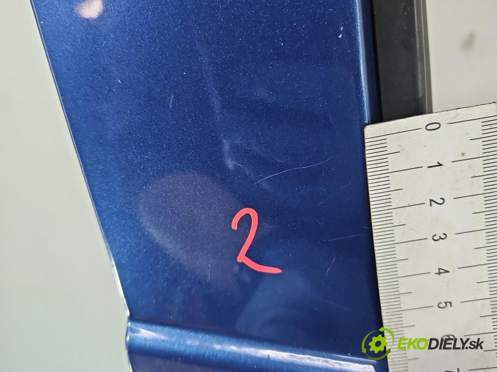 Dacia Sandero II 2012-2020 1.2 16V 75 HP manual 55 kW 1149 cm3 5- dvere predné pravé  (Kľučka dverí ostatné)