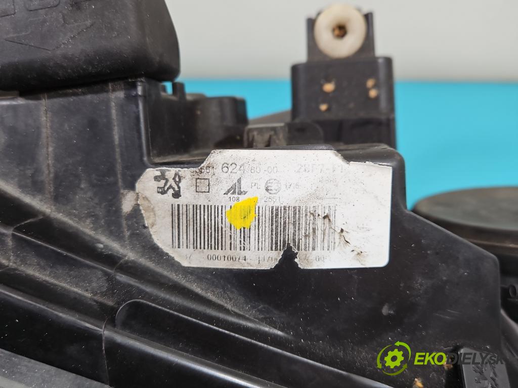 Peugeot 308 I 2007-2013 1.6 16V 120 HP manual 88 kW 1598 cm3 5- Reflektor: pravý 9656162480 (Svetlo predné pravé)