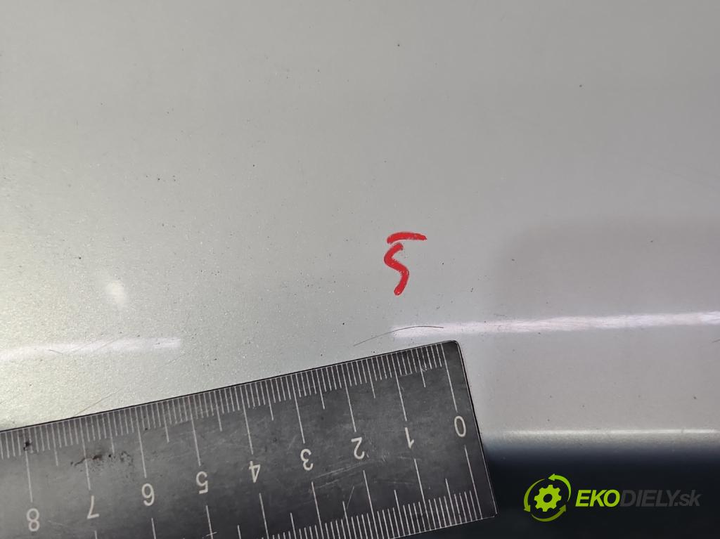 Vw Passat B5 1995-2005 1.9 tdi 110 hp manual 81 kW 1896 cm3 4- zadní kufrové dveře  (Zadní kapoty)