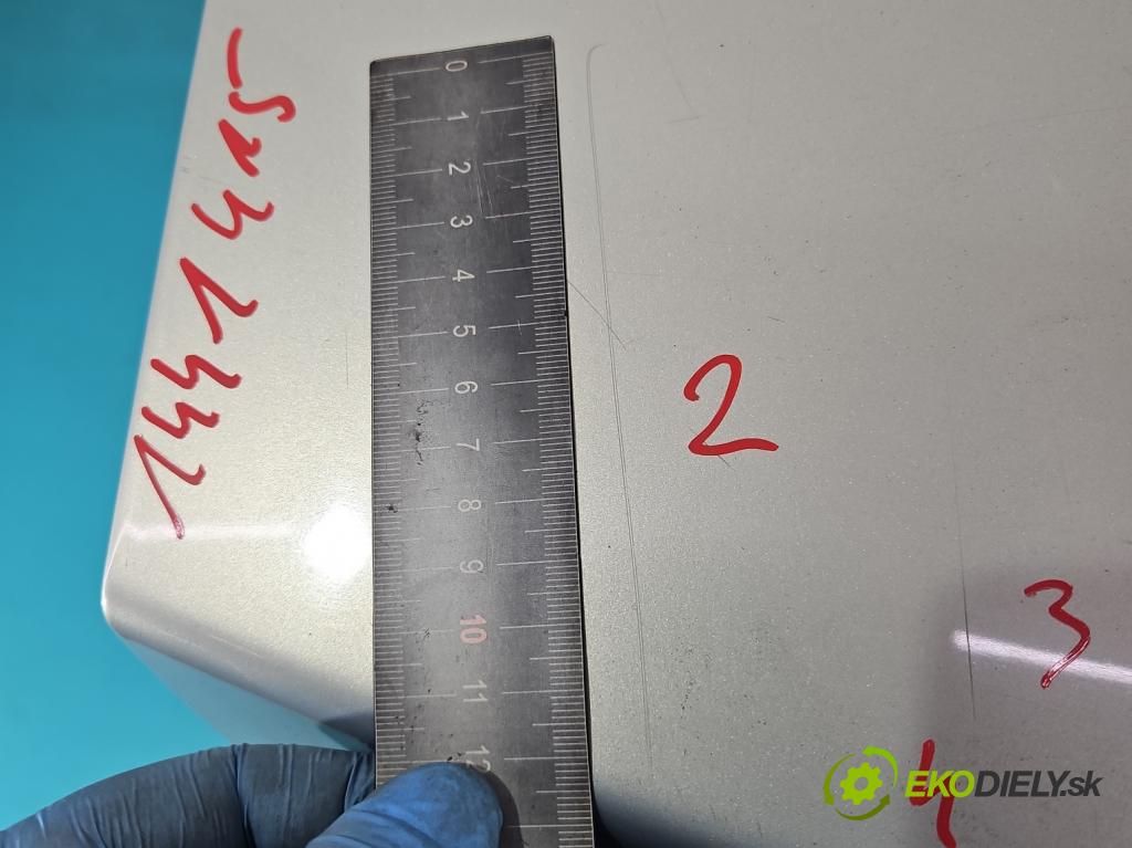 Vw Passat B5 1995-2005 1.9 tdi 110 hp manual 81 kW 1896 cm3 4- zadní kufrové dveře  (Zadní kapoty)