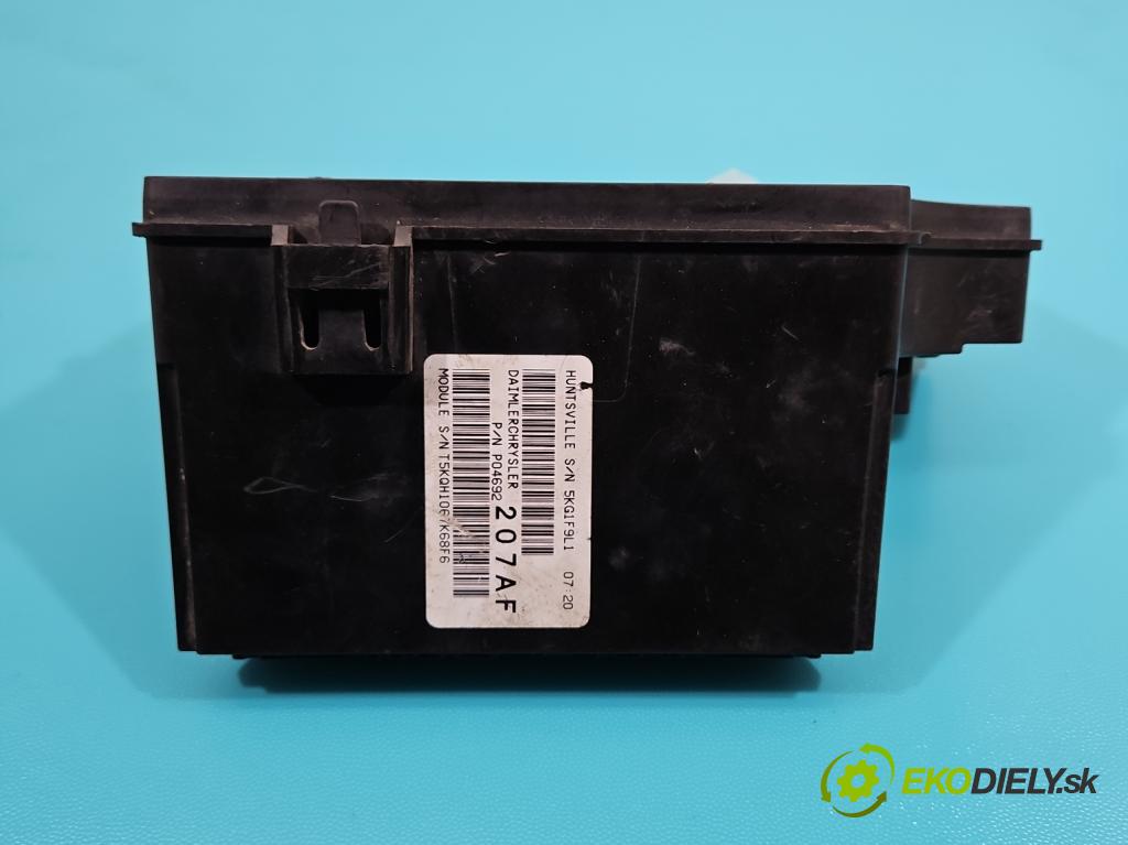 Dodge Caliber 1.8 16V 150 hp manual 110 kW 1798 cm3 5- skříňka pojistková P04692207AF (Pojistkové skříňky)