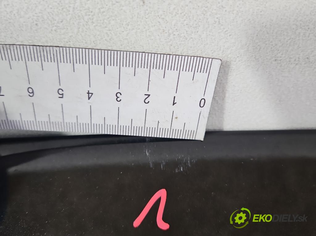 Bmw X1 E84 2009-2015 2.0d 143 hp manual 105 kW 1995 cm3 5- zadní kufrové dveře  (Zadní kapoty)