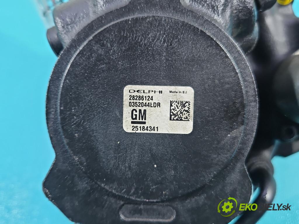 Opel Antara 2006-2015 2.2 cdti 184hp automatic 135 kW 2231 cm3 5- čerpadlo vstrekovacia 28286124 (Vstrekovacie čerpadlo)