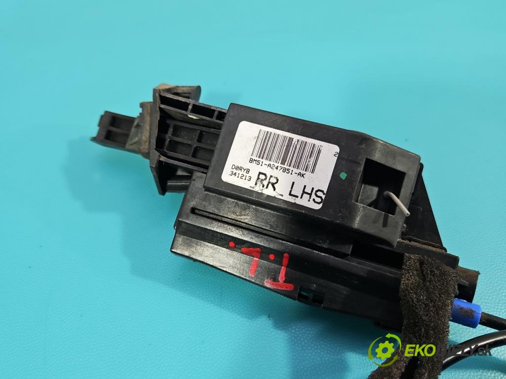 Ford Focus Mk3 2010-2018 1.0 ECOBOOST: 101 hp manual 74 kW 998 cm3 5- Stop dveře BM51-A201A57-AK