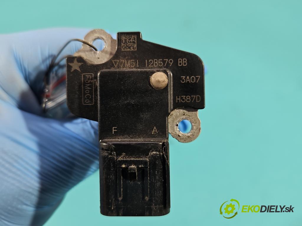 Ford Focus Mk3 2010-2018 1.0 ECOBOOST: 101 HP manual 74 kW 998 cm3 5- průtokoměr: 7M5112B579BB (Váha vzduchu)