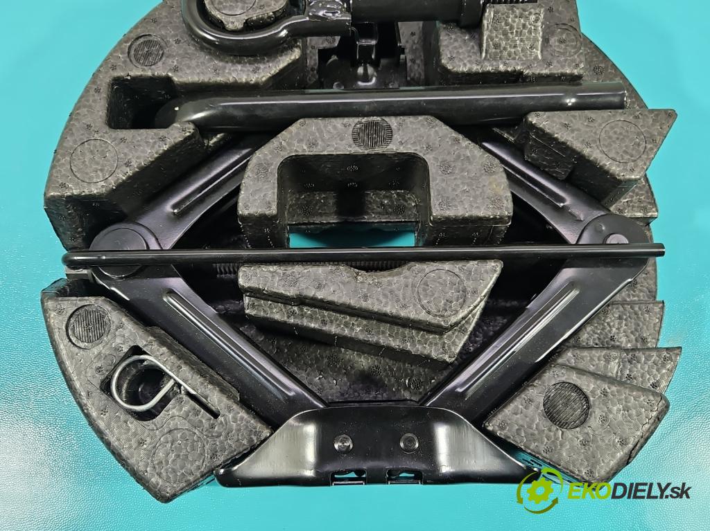 Ford Focus Mk3 2010-2018 1.0 ECOBOOST: 101 hp manual 74 kW 998 cm3 5- mechanismus stahování automobilový BM51-17009-EC