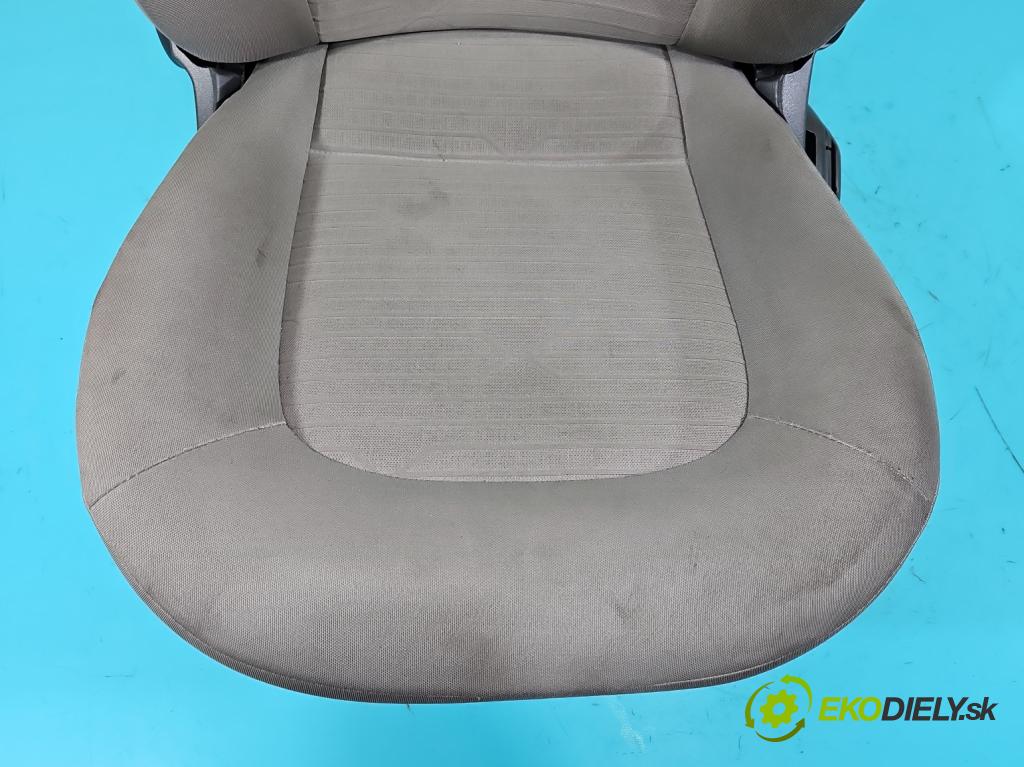 Fiat Linea 1.3 jtd 95 HP manual 70 kW 1251 cm3 4- Sedačka ľavý  (Sedačka, sedadlo)