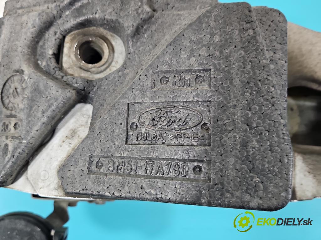 Ford Focus Mk3 2010-2018 1.0 ECOBOOST: 101 hp manual 74 kW 998 cm3 5- výztuha nárazníku přední