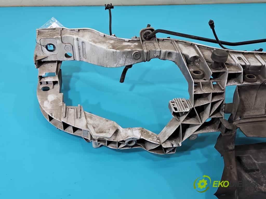 Ford Focus Mk3 2010-2018 1.0 ECOBOOST: 101 hp manual 74 kW 998 cm3 5- stěna přední BM51-8327-A (Výztuhy přední)