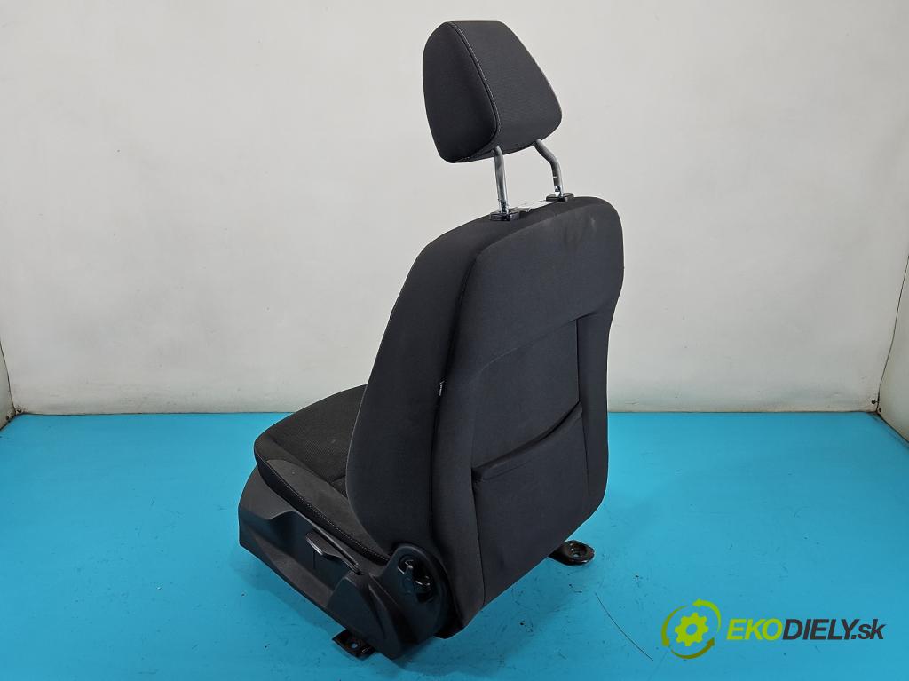 Ford Focus Mk3 2010-2018 1.0 ECOBOOST: 101 HP manual 74 kW 998 cm3 5- Sedačka ľavý  (Sedačka, sedadlo)