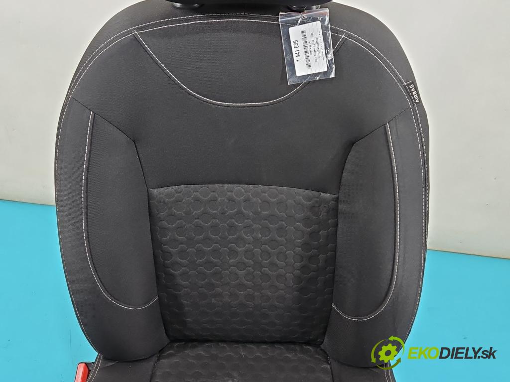Dacia Sandero II 2012-2020 1,2.0 16V 75 HP manual 55 kW 1149 cm3 5- Sedačka ľavý  (Sedadlo)