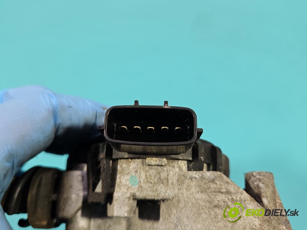 Dacia Sandero II 2012-2020 1.2 16V 75 HP manual 55 kW 1149 cm3 5- motor stieračov predné 288004410R