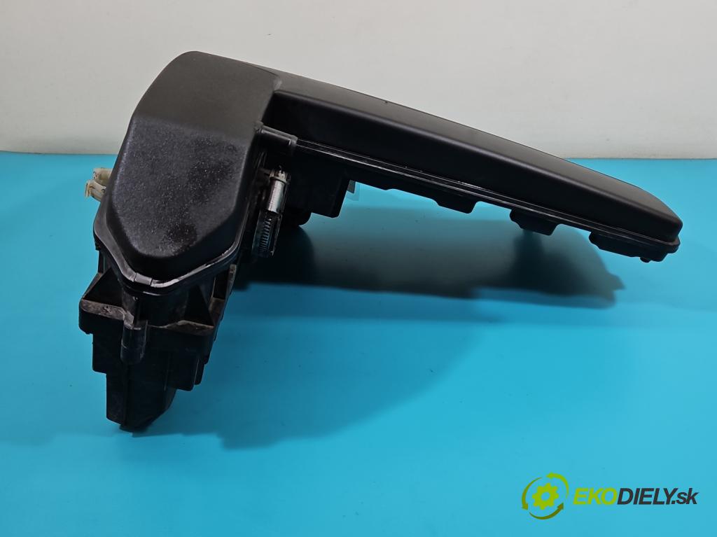 Dacia Sandero II 2012-2020 1.1 16V 75 HP manual 55 kW 1149 cm3 5- obal filtra vzduchu 8200517765B (Obal filtra vzduchu)