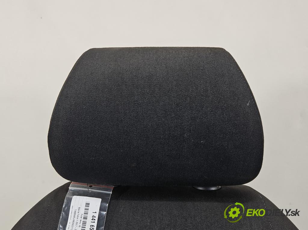 Skoda Fabia II 2007-2014 1.2 6V 60 HP manual 44 kW 1198 cm3 5- Sedačka ľavý  (Sedačka, sedadlo)