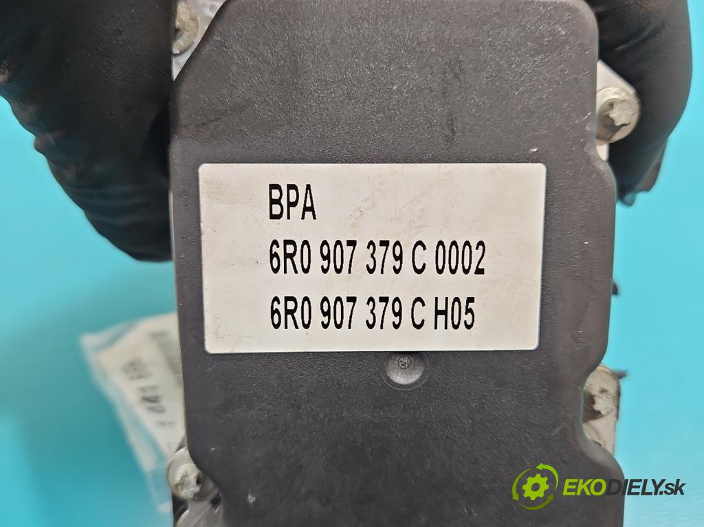 Skoda Fabia II 2007-2014 1.2 6V 60 HP manual 44 kW 1198 cm3 5- čerpadlo abs 0265231945 (Pumpa ABS)