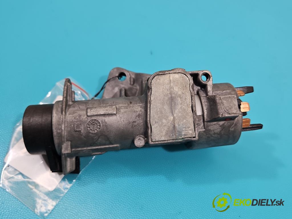 Skoda Fabia II 2007-2014 1.2 6V 60 HP manual 44 kW 1198 cm3 5- Spínačka 4B0905851C (Spínacia skrinka)