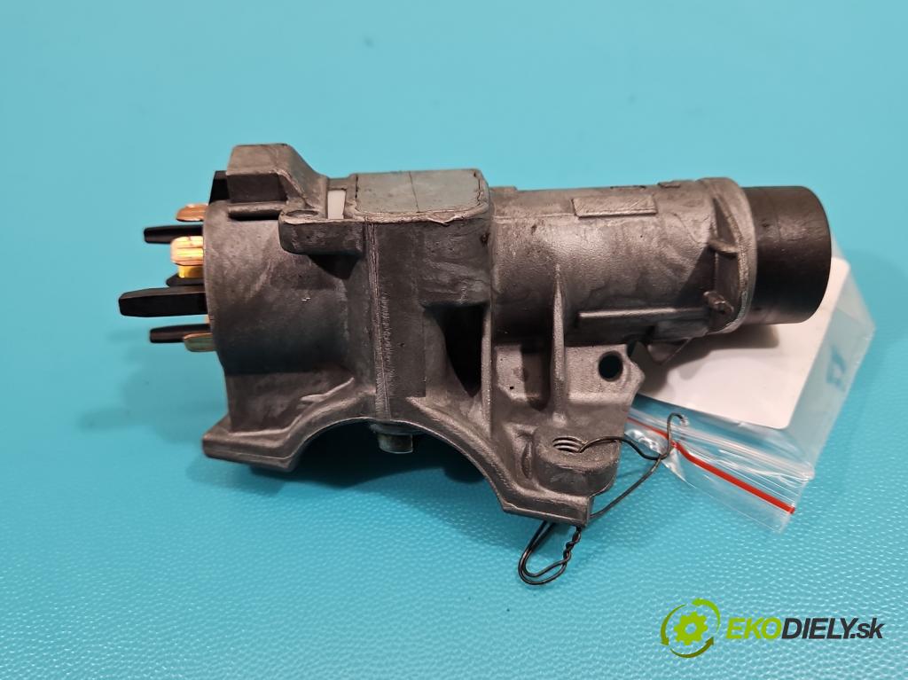Skoda Fabia II 2007-2014 1.2 6V 60 HP manual 44 kW 1198 cm3 5- Spínačka 4B0905851C (Spínacia skrinka)