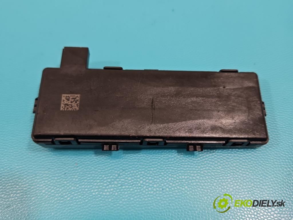 Opel Corsa E 2014-2019 1.4 16V 90 HP manual 66 kW 1398 cm3 5- riadiaca jednotka motora 12679197