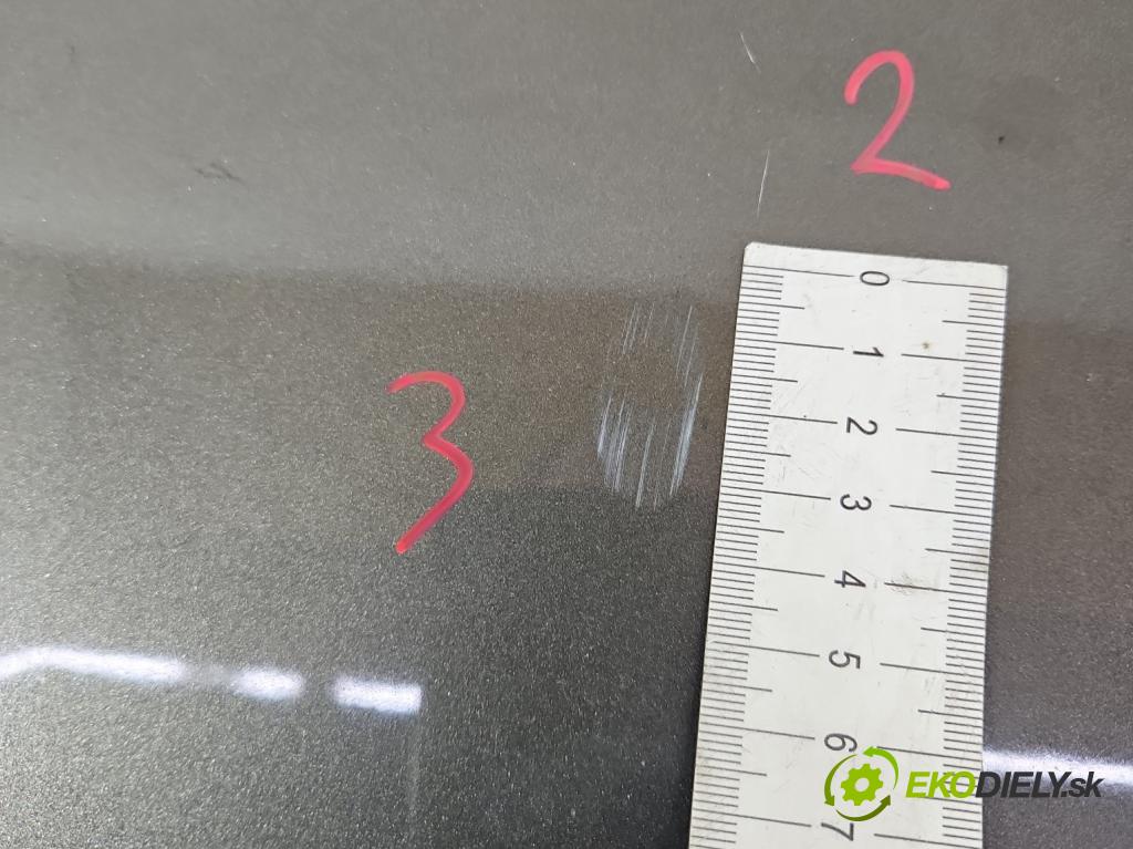 Alfa romeo 159 1.9 jtd 150 hp manual 110 kW 1900 cm3 4- zadní kufrové dveře  (Zadní kapoty)