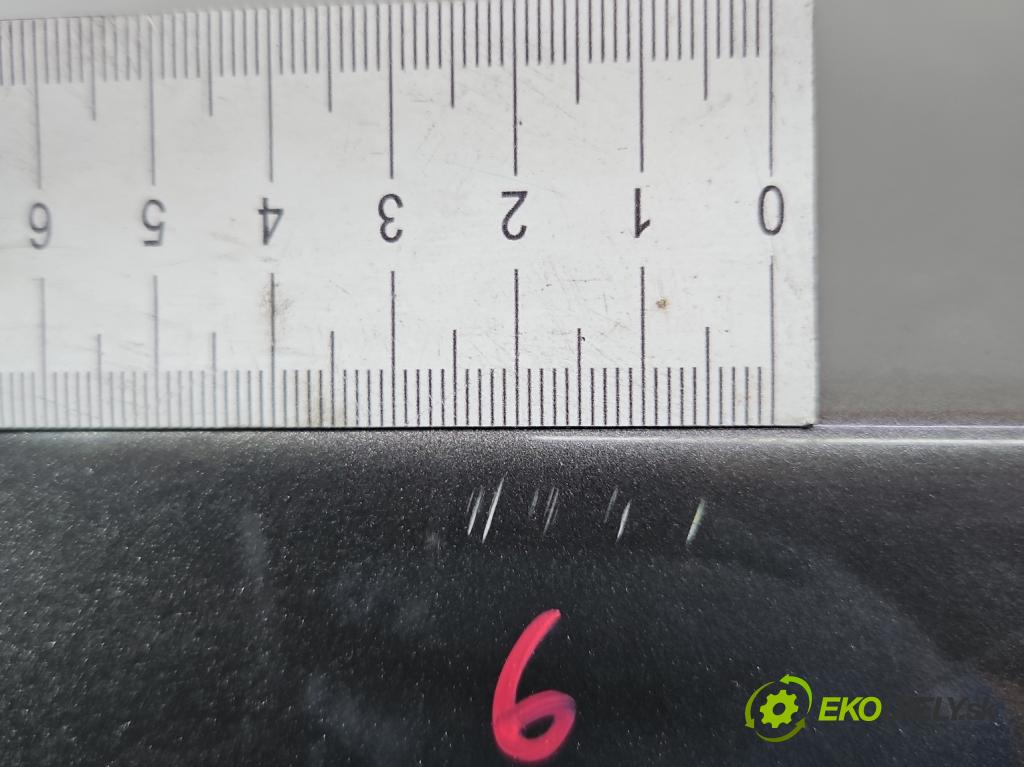 Alfa romeo 159 1.9 jtd 150 hp manual 110 kW 1900 cm3 4- zadní kufrové dveře  (Zadní kapoty)