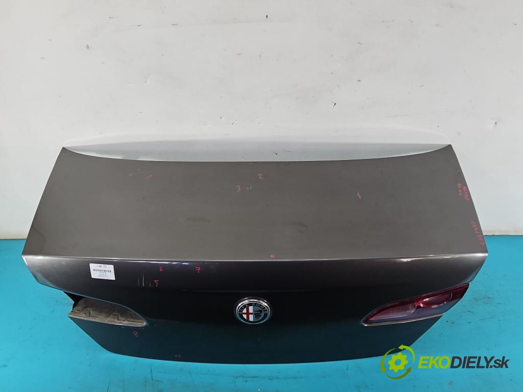 Alfa romeo 159 1.9 jtd 150 hp manual 110 kW 1900 cm3 4- zadní kufrové dveře  (Zadní kapoty)
