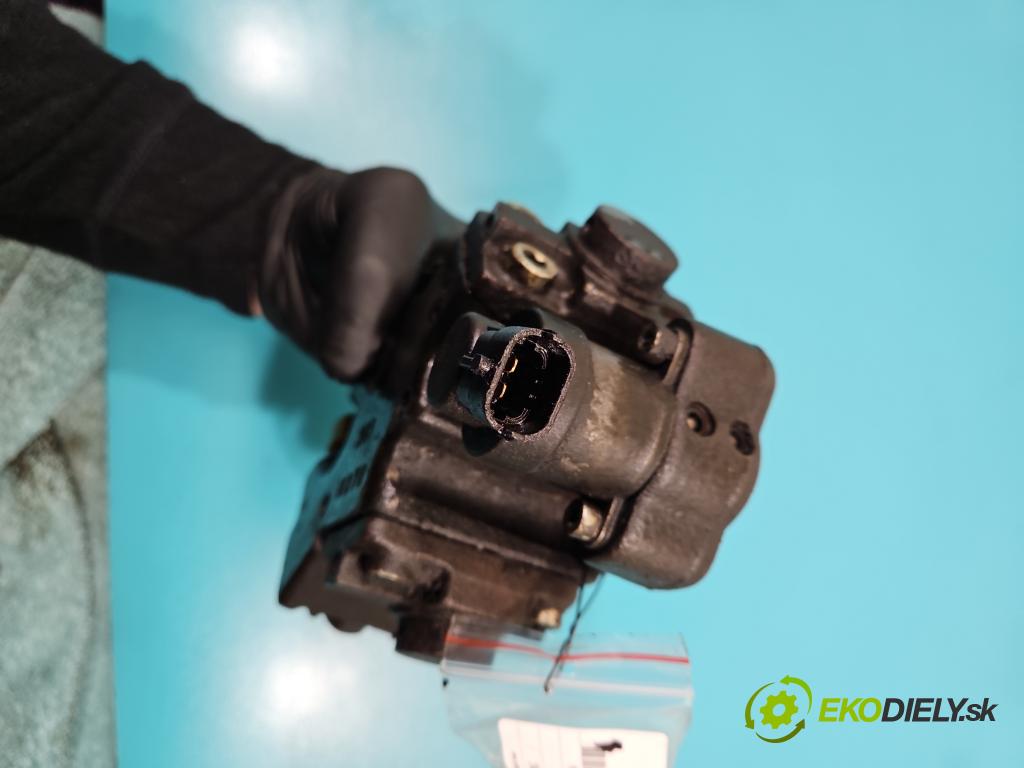 Fiat Linea 1.3 jtd 95 HP manual 70 kW 1251 cm3 4- čerpadlo vstrekovacia  (Vstrekovacie čerpadlo)