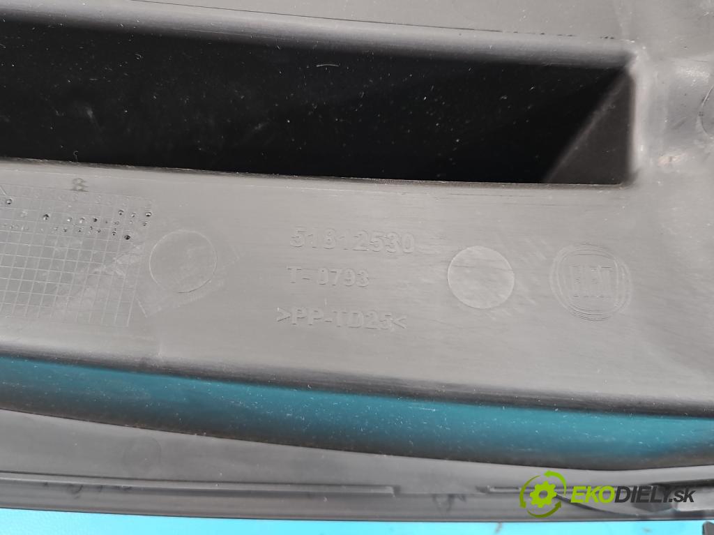 Fiat Doblo II 2010- 2.0 jtd 135 HP manual 99 kW 1956 cm3 5- kokpit,pristrojová doska rozdeľovacia