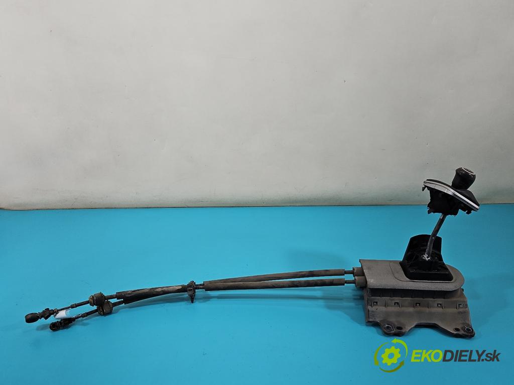 Fiat Linea 1.3 jtd 95 HP manual 70 kW 1251 cm3 4- Páka: Změny: stupeň,rýchlosť  (Rýchlostná páka (kulisa))