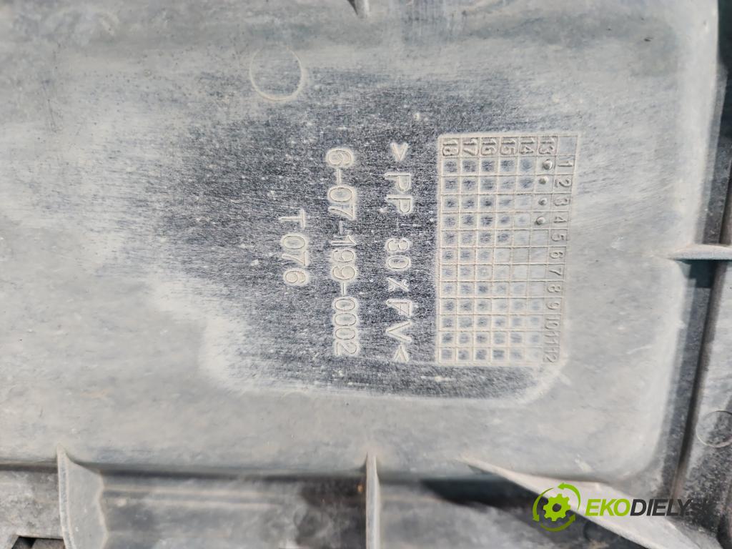 Fiat Linea 1.3 jtd 95 HP manual 70 kW 1251 cm3 4- Páka: Změny: stupeň,rýchlosť  (Rýchlostná páka (kulisa))