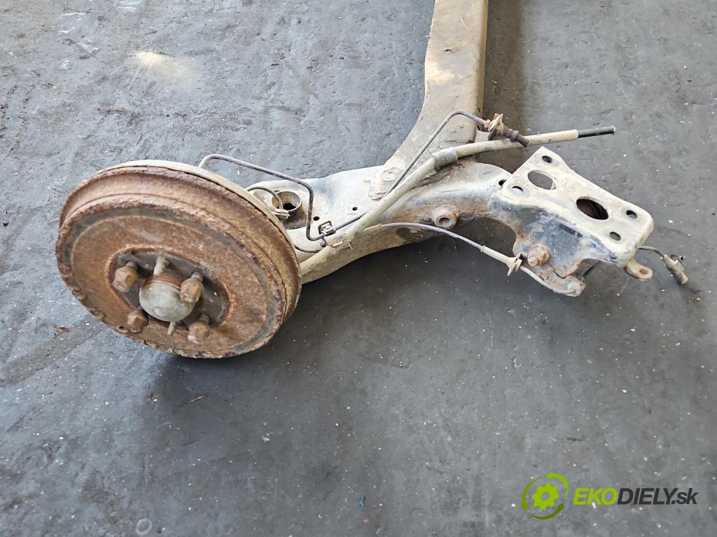 Fiat Linea 1.3 jtd 95 hp manual 70 kW 1251 cm3 4- zadní výztuha  (Výztuhy zadní)