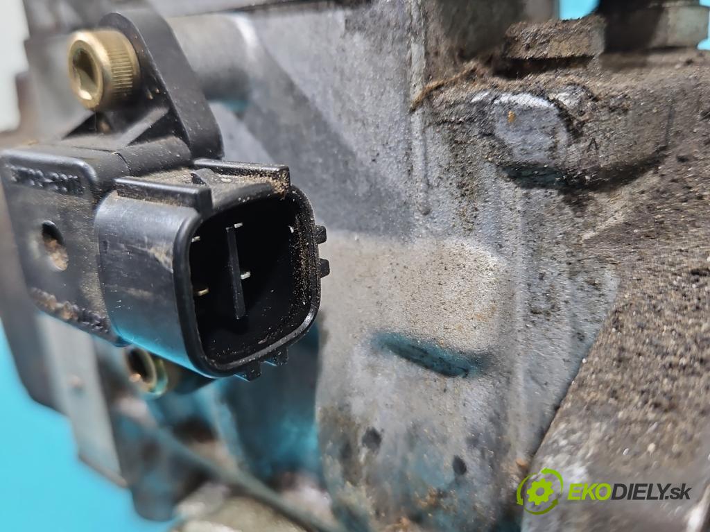 Opel Corsa C 2000-2006 1.7 dti 75 HP manual 55 kW 1686 cm3 5- čerpadlo vstrekovacia 8-97185242-2 (Vstrekovacie čerpadlo)