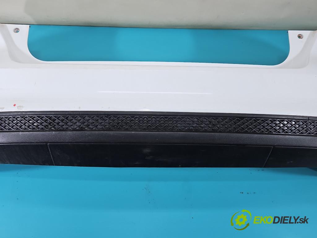 Ford Focus Mk3 2010-2018 1.0 ECOBOOST: 101 HP manual 74 kW 998 cm3 5- nárazník zadné  (Kľučka dverí ostatné)