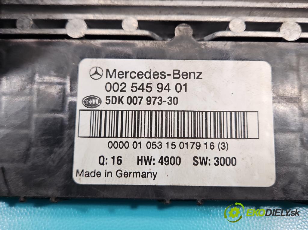Mercedes C W203 2000-2007 2.0 kompressor 163 HP manual 120 kW 1998 cm3 4- skrinka poistka 0025459401 (Poistková skrinka)