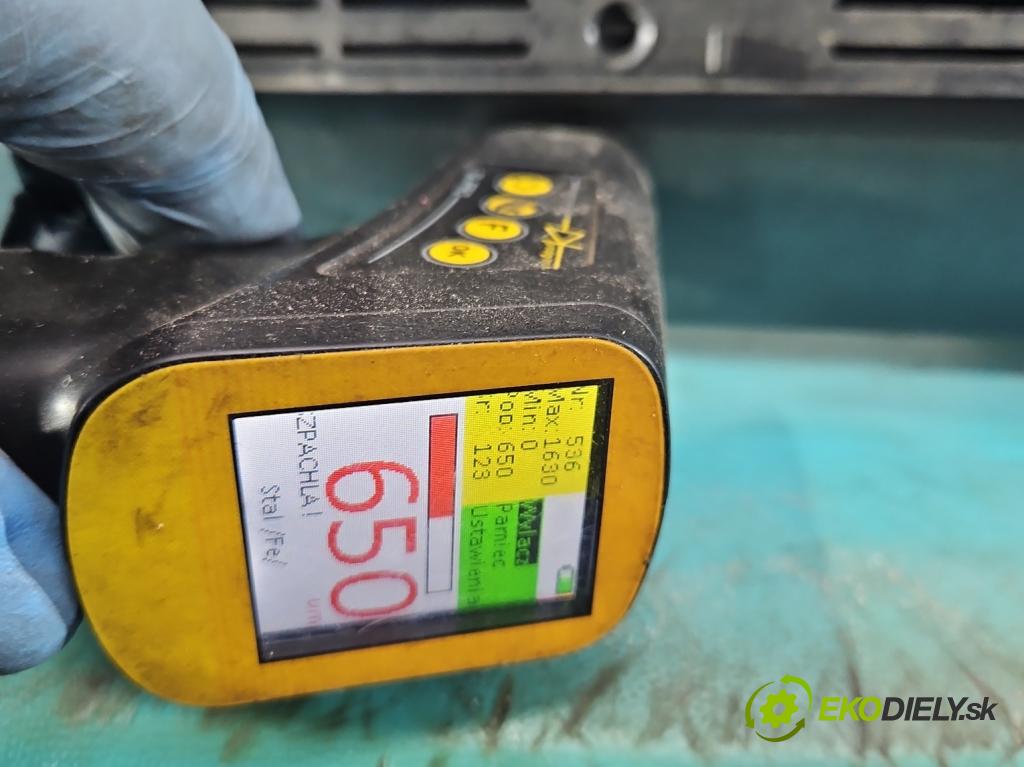 Fiat Linea 1.3 jtd 95 hp manual 70 kW 1251 cm3 4- zadní kufrové dveře  (Zadní kapoty)