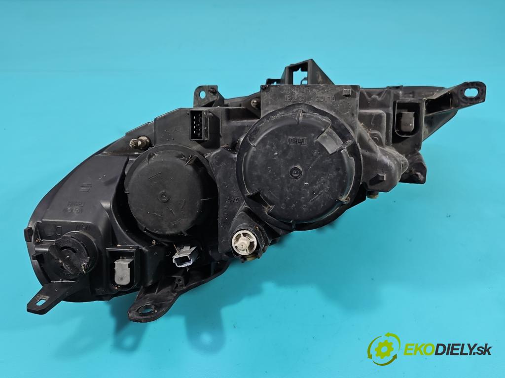Peugeot 807 2002-2014 2.0 hdi 107 HP manual 79 kW 1997 cm3 5- Reflektor: pravý 1494307080 (Svetlo predné pravé)
