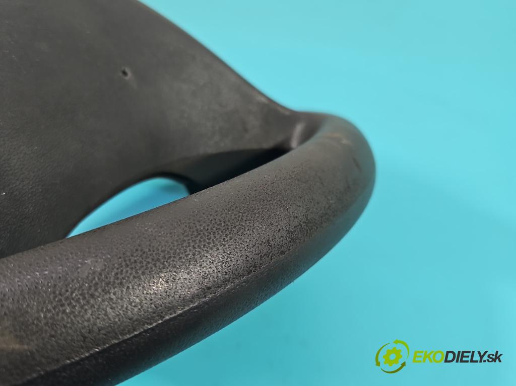 Fiat Linea 1.3 jtd 95 HP manual 70 kW 1251 cm3 4- volant  (Volant)