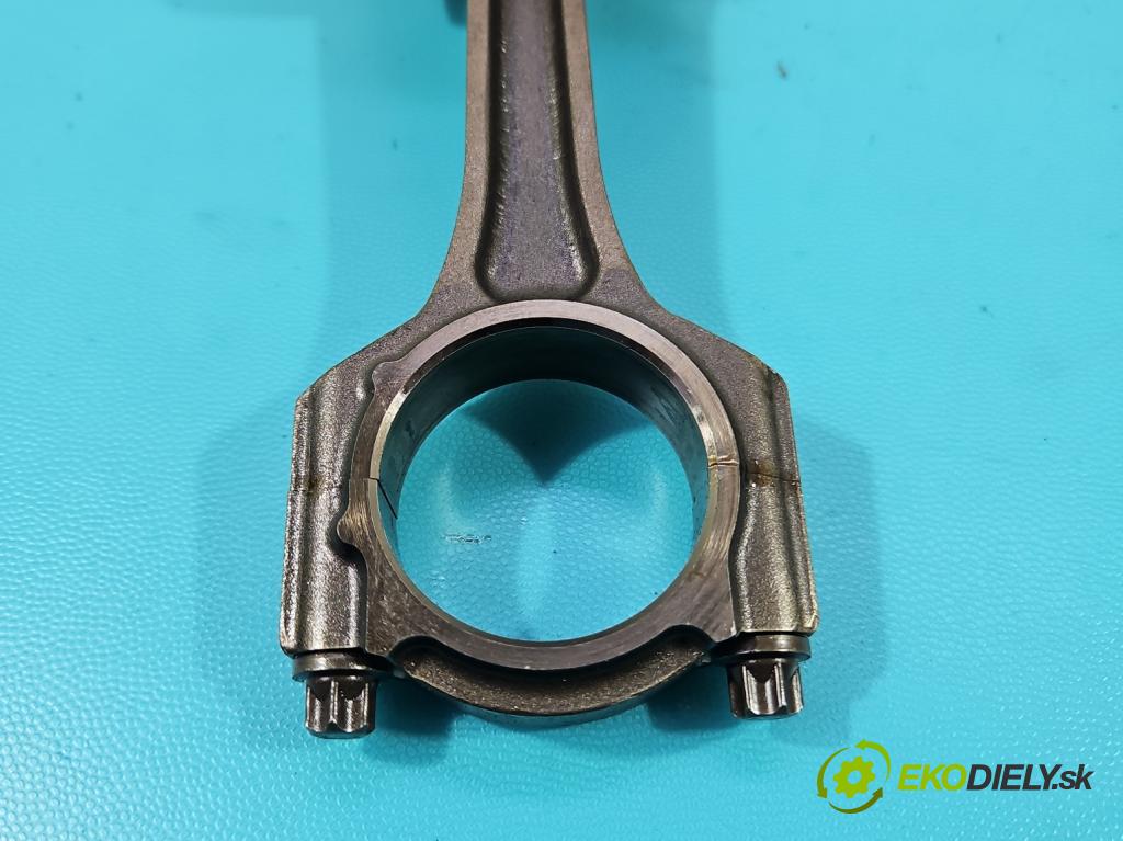 Ford Focus Mk3 2010-2018 1.0 ECOBOOST: 101 HP manual 74 kW 998 cm3 5- piest M2DA (Piest)