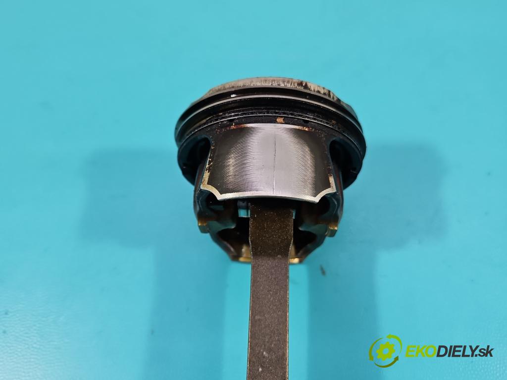 Ford Focus Mk3 2010-2018 1.0 ECOBOOST: 101 HP manual 74 kW 998 cm3 5- piest M2DA (Piest)