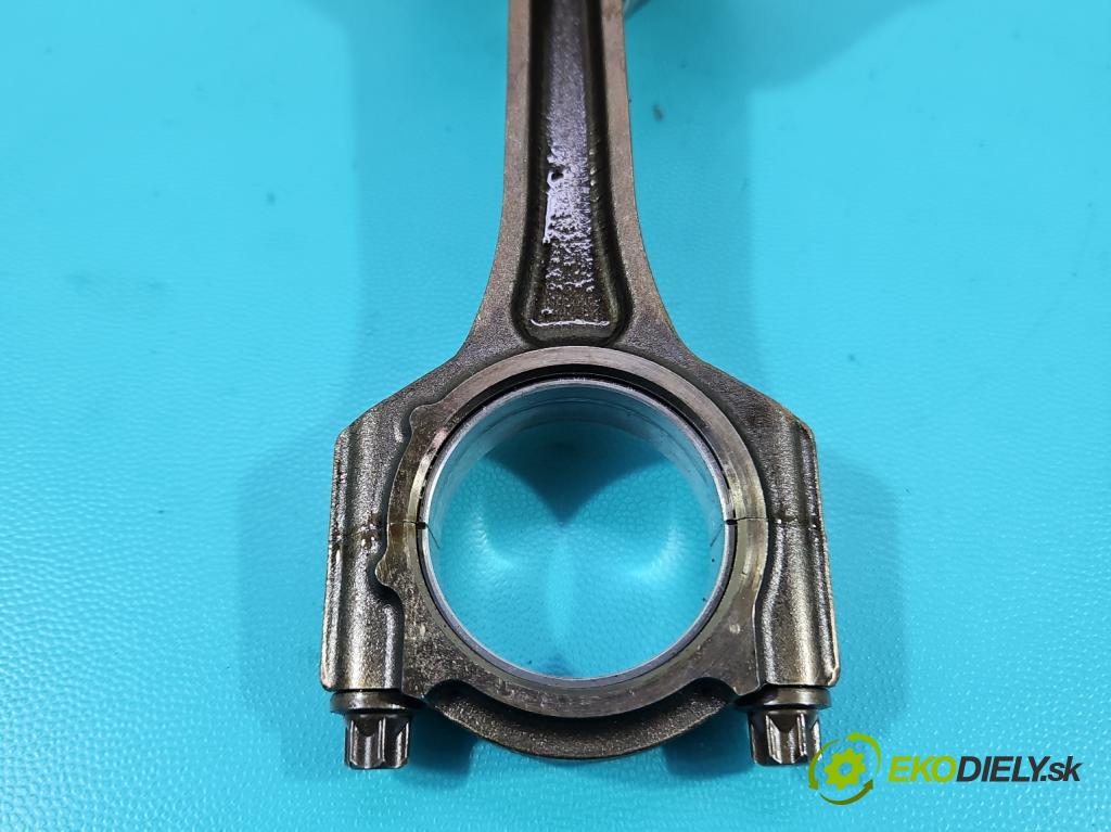 Ford Focus Mk3 2010-2018 1.0 ECOBOOST: 101 HP manual 74 kW 998 cm3 5- piest M2DA (Piest)