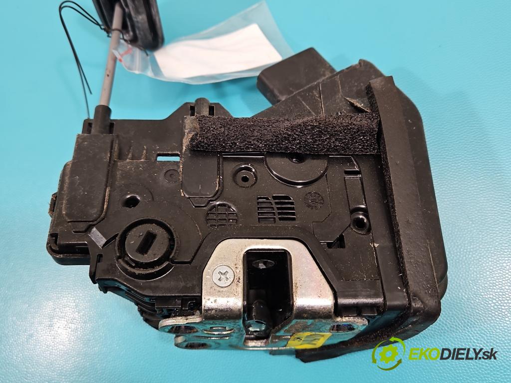 Kia Optima IV 2015-2020 1.7 crdi 141 hp automatic 104 kW 1685 cm3 5- zámek zadní pravý 81420-D4020