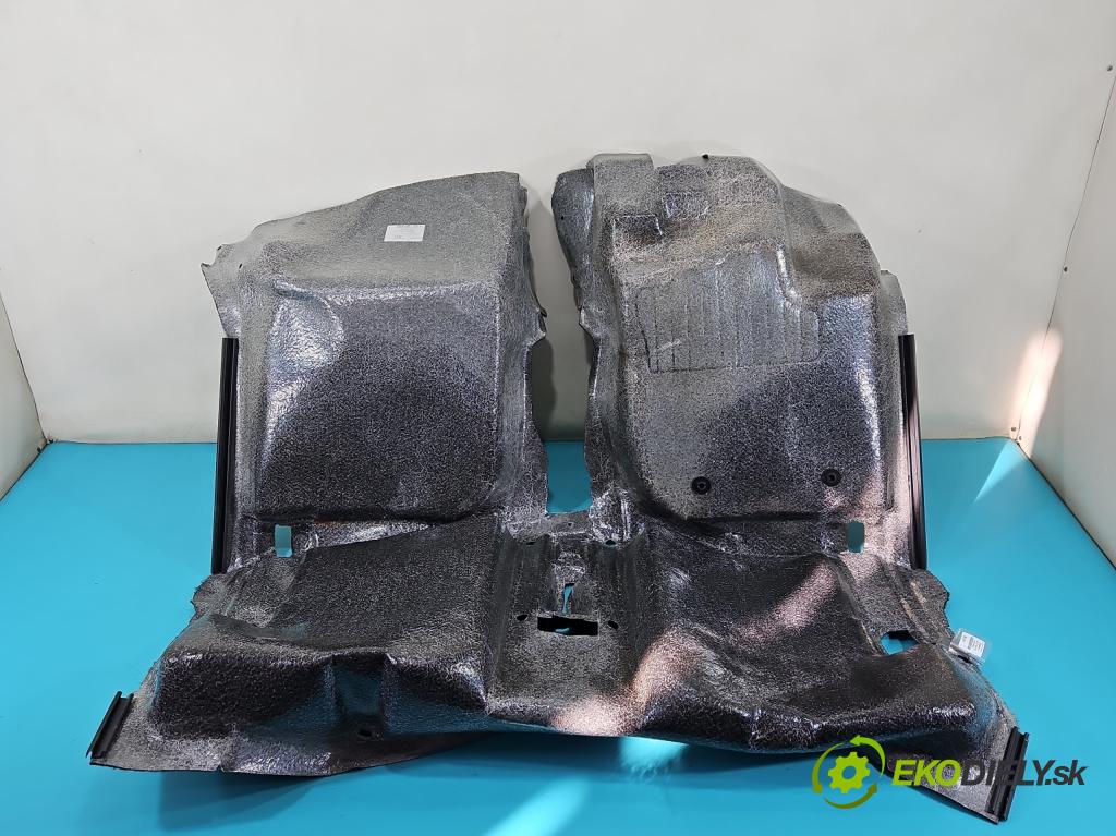Dacia Sandero II 2012-2020 1,2.0 16V 75 hp manual 55 kW 1149 cm3 5- koberec do auta
