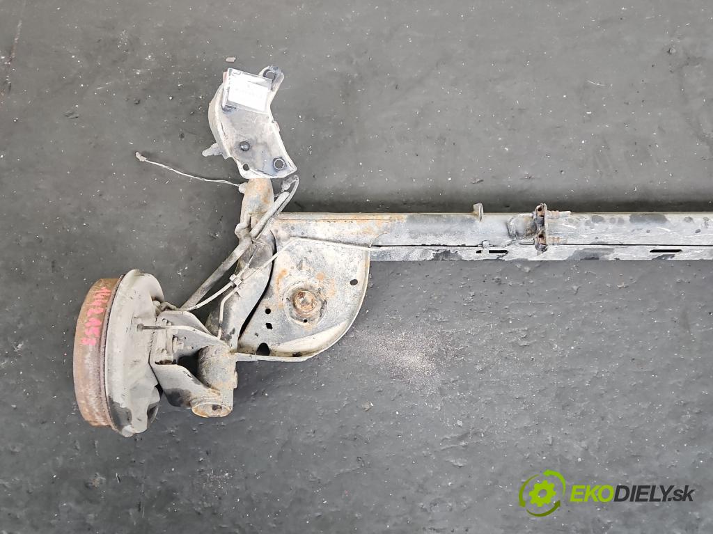 Dacia Sandero II 2012-2020 1,2.0 16V 75 hp manual 55 kW 1149 cm3 5- zadní výztuha  (Výztuhy zadní)