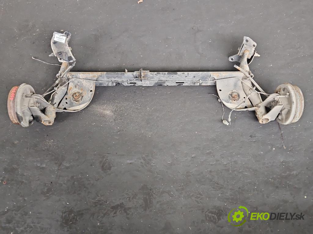 Dacia Sandero II 2012-2020 1,2.0 16V 75 hp manual 55 kW 1149 cm3 5- zadní výztuha  (Výztuhy zadní)