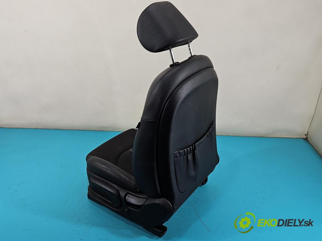 Kia Optima IV 2015-2020 1.7 crdi 141 HP automatic 104 kW 1685 cm3 5- Sedačka ľavý  (Sedačka, sedadlo)