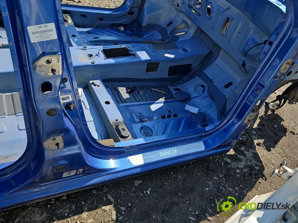 Dacia Sandero II 2012-2020 1.1 16V 75 HP manual 55 kW 1149 cm3 5- Práh: pravý  (Karoséria ostatné)