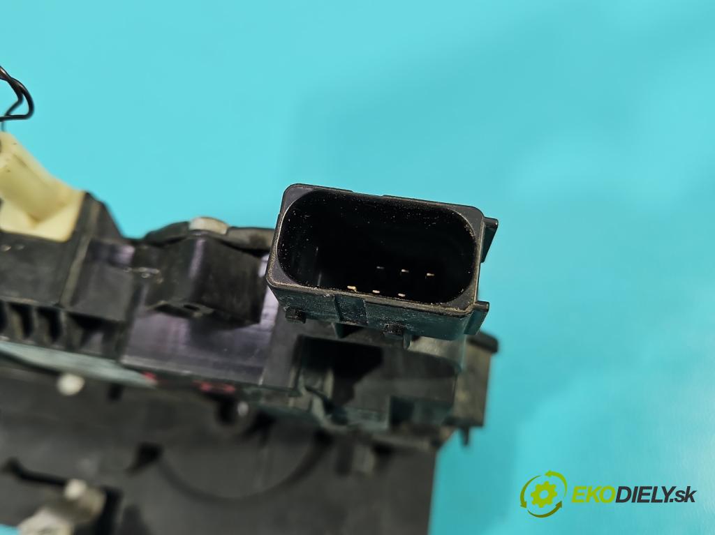 Opel Corsa E 2014-2019 1.4 16V 90 hp manual 66 kW 1398 cm3 5- zámek přední levý 13431841